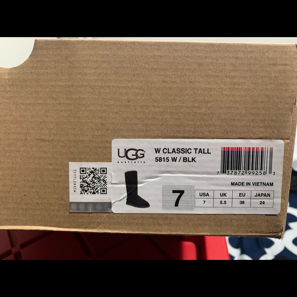 Ugg tall black boots size 7 womens
